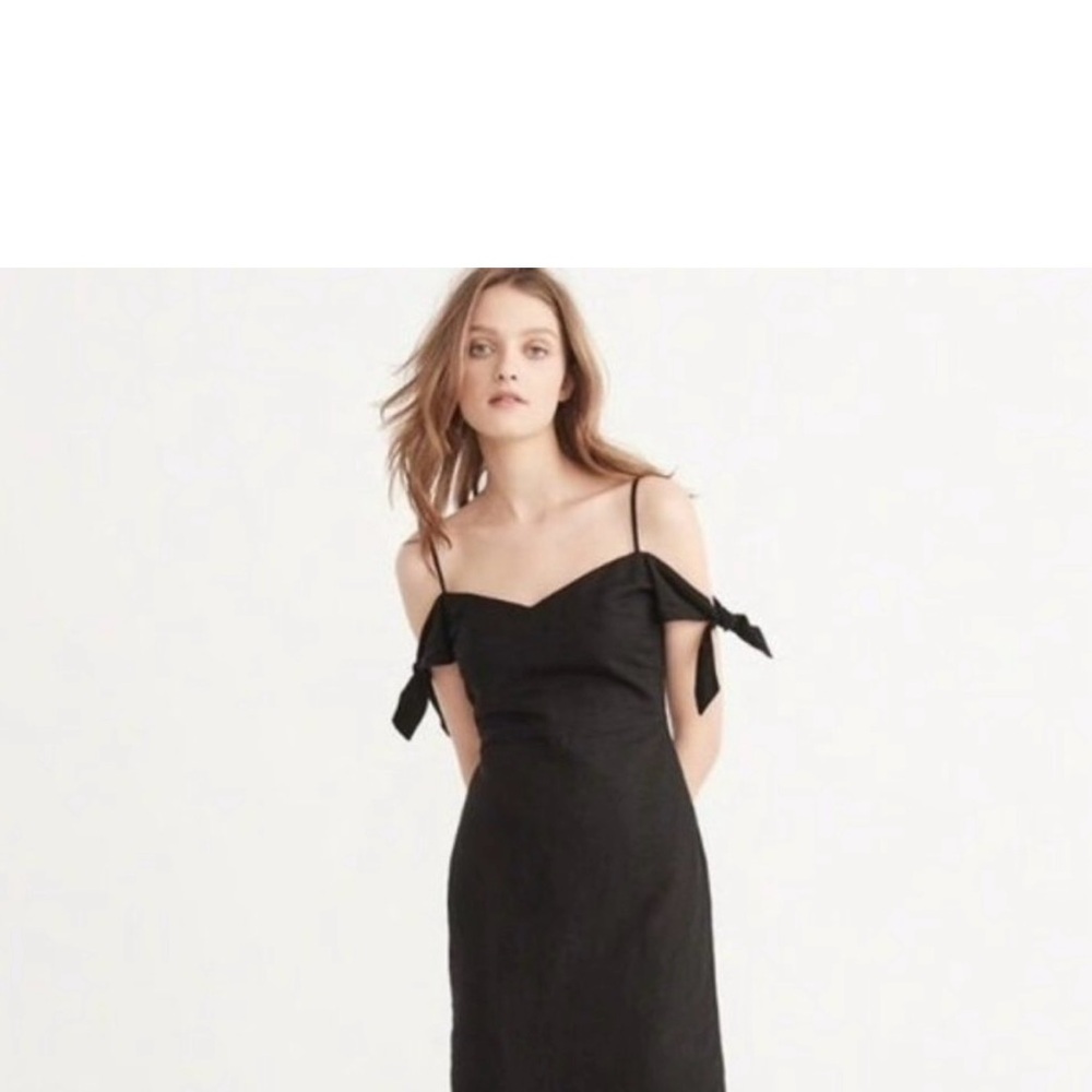 Abercrombie &‎ Fitch Elegant Black Dress. NWOT.